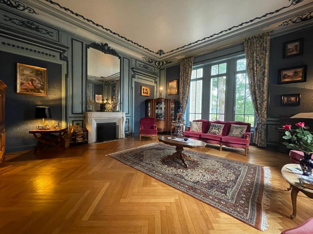 Bed and Breakfast Chateau Maleplane Saint-Léonard-de-Noblat Exteriér fotografie