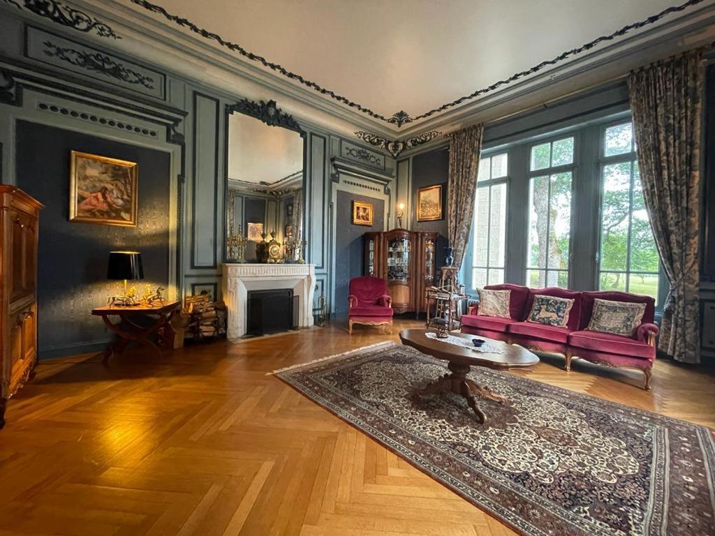 Bed and Breakfast Chateau Maleplane Saint-Léonard-de-Noblat Exteriér fotografie