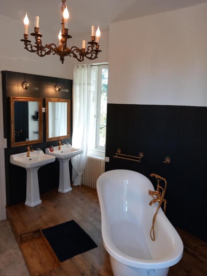 Bed and Breakfast Chateau Maleplane Saint-Léonard-de-Noblat Exteriér fotografie