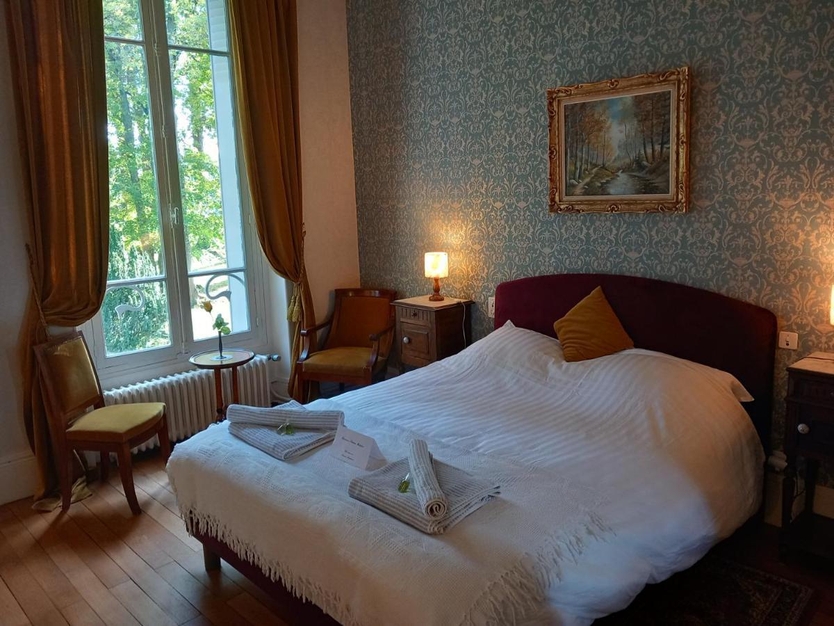 Bed and Breakfast Chateau Maleplane Saint-Léonard-de-Noblat Exteriér fotografie