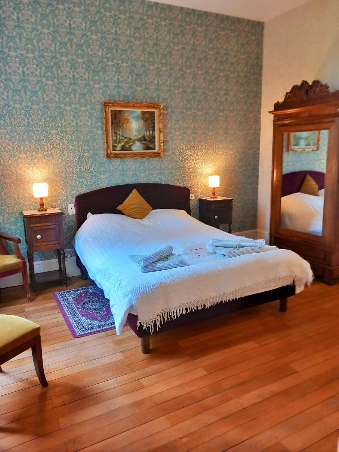 Bed and Breakfast Chateau Maleplane Saint-Léonard-de-Noblat Exteriér fotografie