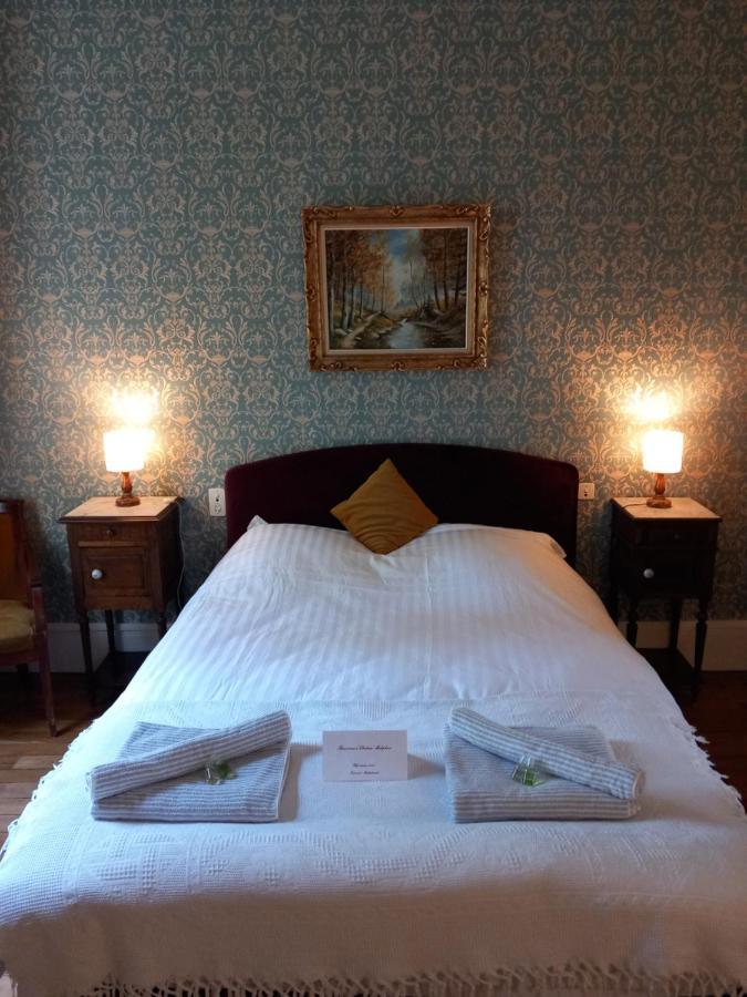 Bed and Breakfast Chateau Maleplane Saint-Léonard-de-Noblat Exteriér fotografie